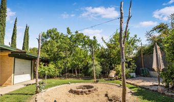 883 W Nicolet St, Banning, CA 92220