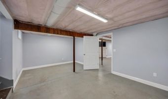 52 Clubhouse Dr, Bourne, MA 02532