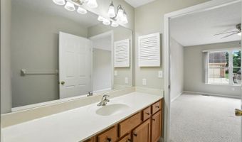 621 Covedale Ave, Delhi, OH 45238