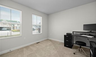 122 Eagle Cir, Amherst, OH 44001