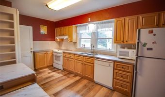 943 McKinley Blvd, Alton, IL 62002