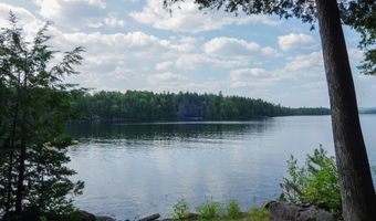 123 Richards Ln, Abbot, ME 04406