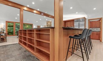 6921 AYR Ln, Bethesda, MD 20817
