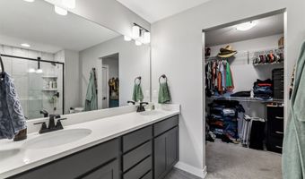 1819 8th Ave SE, Altoona, IA 50009