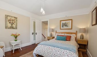 1300 Regent St, Alameda, CA 94501