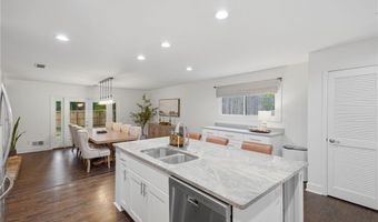 250 Rhine Dr, Alpharetta, GA 30022