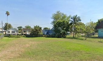 561 SE 3rd St, Belle Glade, FL 33430