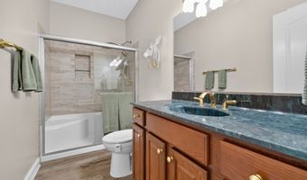 125 Cardinal Ln, Alexandria, IN 46001