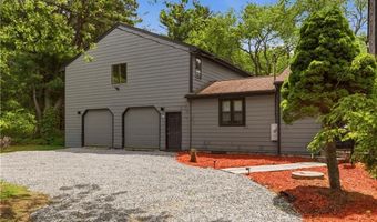 5 Buoy St, Jamestown, RI 02835