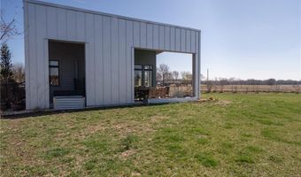1564 N 450th Rd, Baldwin City, KS 66006