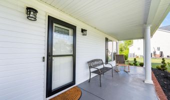 136 Montfair Dr, Amherst, VA 24521
