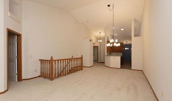 14387 Embassy Way, Apple Valley, MN 55124