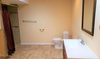 803 Clayworth Dr, Ballwin, MO 63011