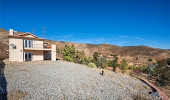 9455 Hierba Rd, Agua Dulce, CA 91390