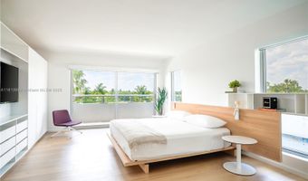 10250 Collins Ave PH1, Bal Harbour, FL 33154