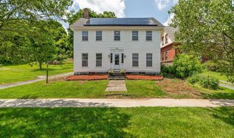 146 S Main St, Bradford, VT 05033
