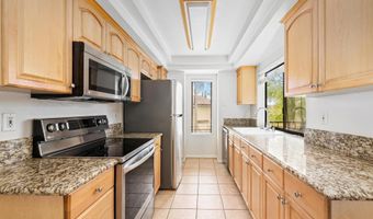 6737 Oakridge Rd 205, San Diego, CA 92120