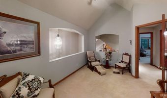 114 Chaudoin Dr, Angola, IN 46703