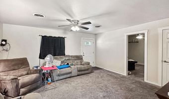 1004 Thomas St, Carlsbad, NM 88220