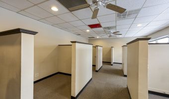 27 W530 High Lake Ave, Winfield, IL 60190