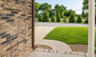 4441 Chantel Dr, Alton, IL 62002