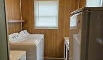 524 Aydlett Rd, Aydlett, NC 27916