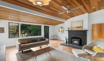 1930 Seminole Dr, Agoura Hills, CA 91301
