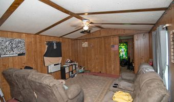 941 E Clayton Rd, Alderson, WV 24910