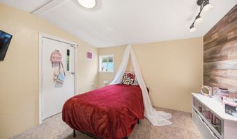 902 Travis Ave, Alvarado, TX 76009