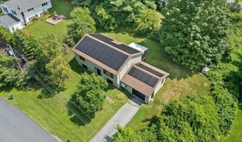 15 Spring Hollow Ln, Barre, VT 05641