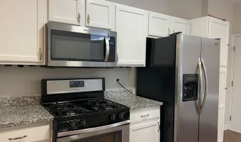 28 Waverly Ct 28, Algonquin, IL 60102