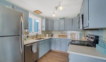 25915 BEACH Dr, Rockaway Beach, OR 97136