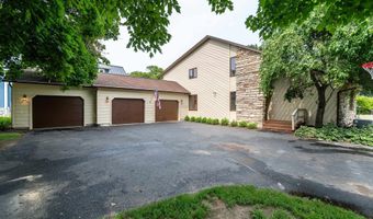 3154 Waucheeta Trl, Madison, WI 53711