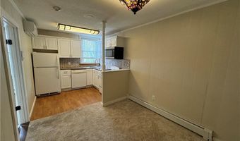 38 Freebody St 205, Newport, RI 02840