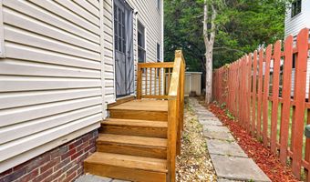 4705 22ND St N, Arlington, VA 22207