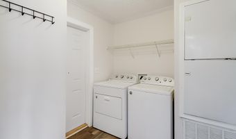 4170 Thirty Ninth St, Bay St. Louis, MS 39520