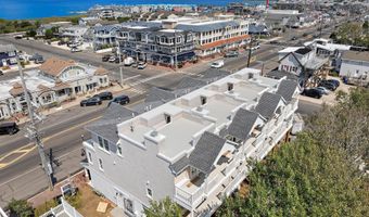 415 N BAY Ave D, Beach Haven, NJ 08008