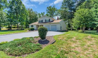 4 Michele Dr, Middletown, NJ 07748