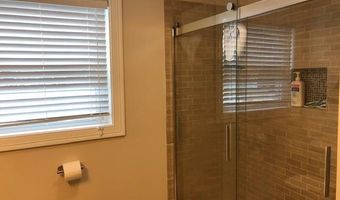 71 Crosspatch Rd, Charlestown, RI 02813