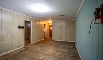 537 City Cir, Baxley, GA 31513
