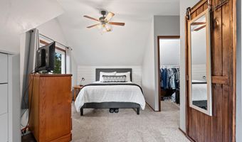 1833 N OWAISSA St, Appleton, WI 54911