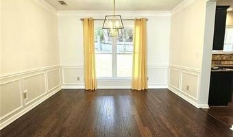 10805 Pinewalk Forest Cir, Alpharetta, GA 30022