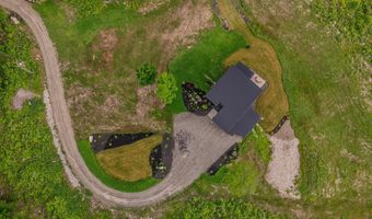 289 Ledgewood Dr, Bethlehem, NH 03574