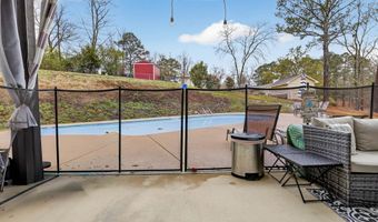 227 HOLLI Ln, Anniston, AL 36201