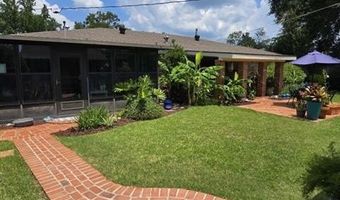 2135 MEMORIAL Dr, Alexandria, LA 71301