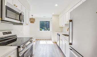 6 BELVEDERE Ct, Annapolis, MD 21403