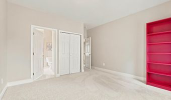 19704 STANFORD HALL Pl, Ashburn, VA 20147