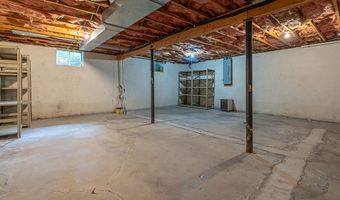 19464 Triple Crown Dr, Abingdon, VA 24211