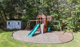 35 Christopher Dr, Attleboro, MA 02703