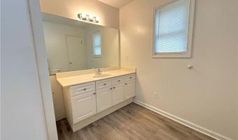 321 Knollwood Ln, Woodstock, GA 30188
